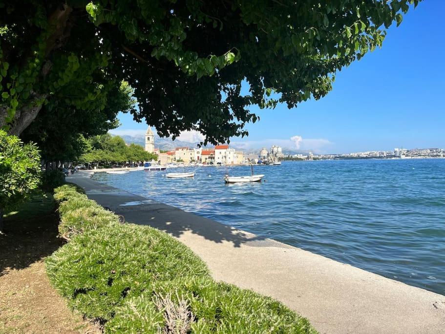 Apartment Kalliope, 200M Sea Kastela Bagian luar foto